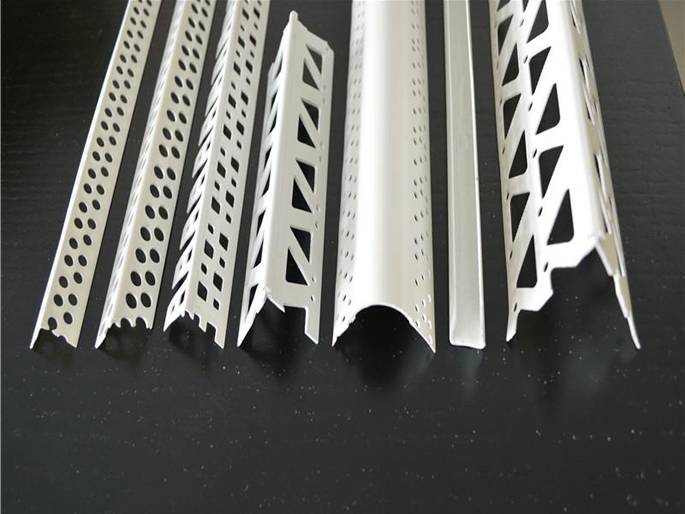 Las cuentas de esquina de PVC están disponibles en varias formas de agujeros perforados.