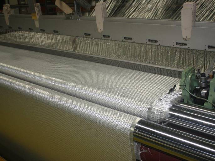 Processo de produção de fibra de vidro tecida roving.